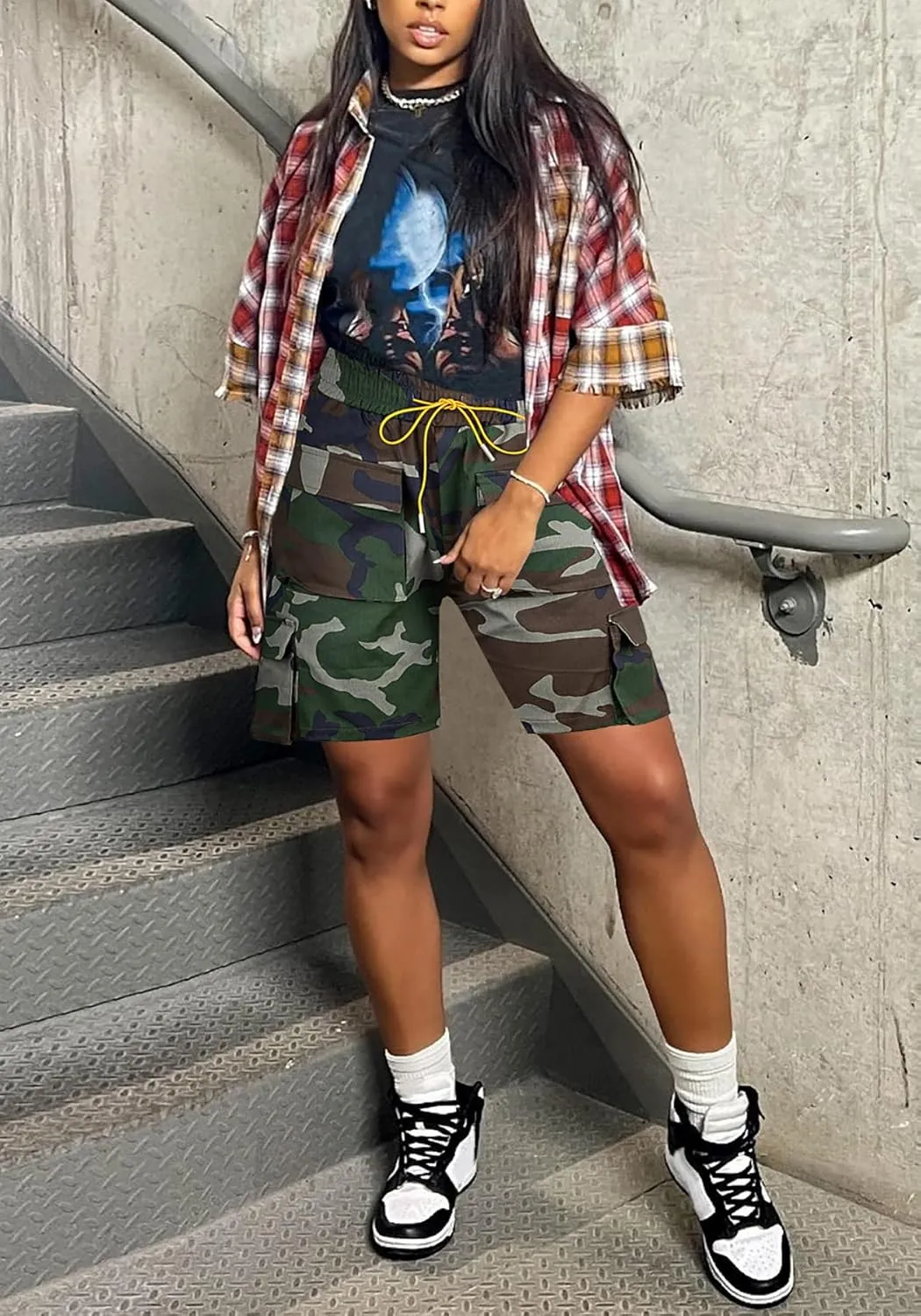 Lucuna Women's Camo Shorts High Waisted Multi-Pocket Army Fatigue Camouflage Casual Cargo Shorts