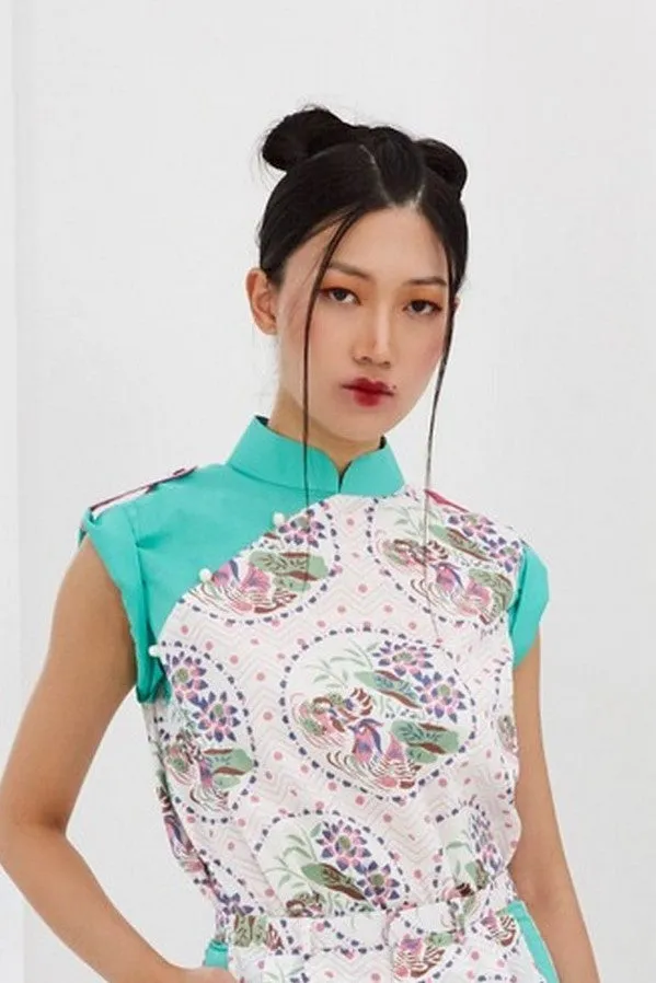 Pre-Order YAN ZI PRINTED COTTON WITH BLUE COTTON SHOULDER FLAP - MANDARIN COLLAR TOP WITH SHOULDER FLAP - MULTI