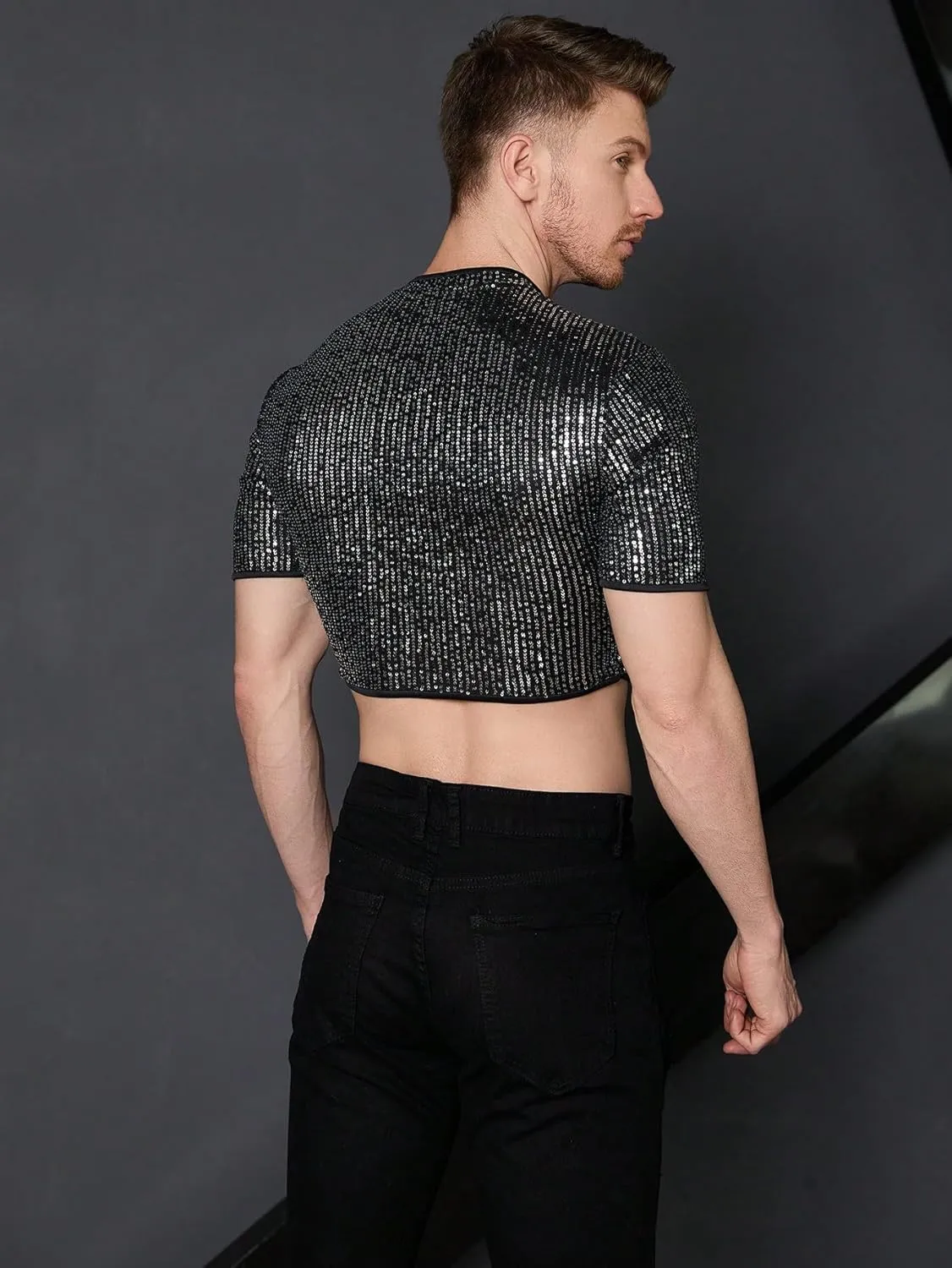 WDIRARA Men's Fishnet Mesh Tee Shirt Round Neck Short Sleeve Crop Top